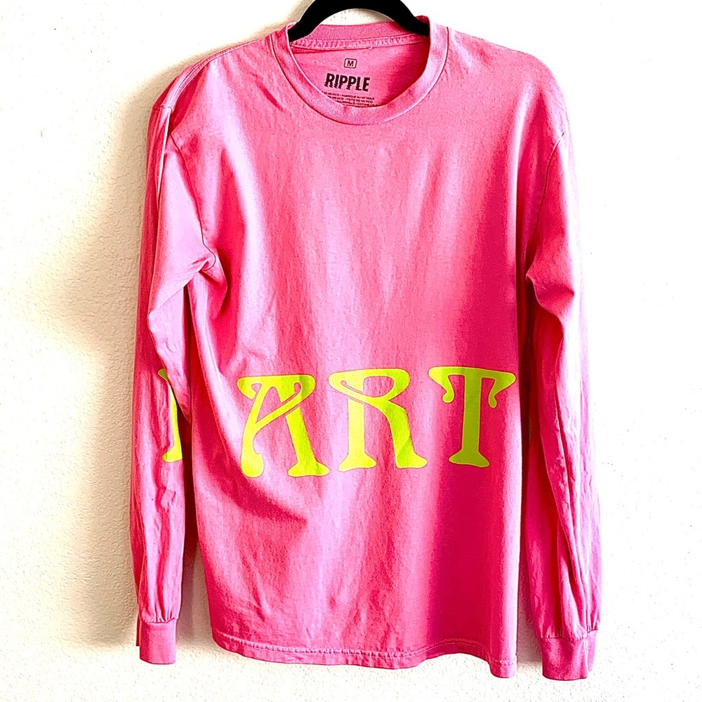 Long sleeve tee shirt